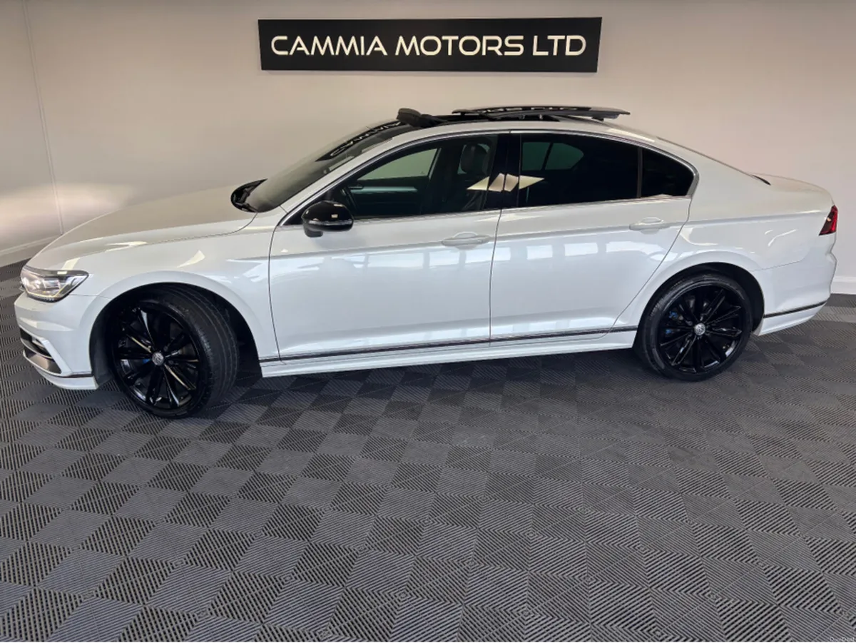 Volkswagen Passat *VOLKSWAGEN PASSAT* *KEYLESS ENT - Image 2