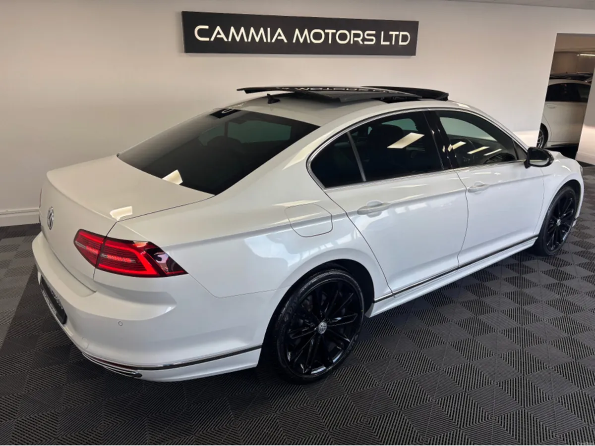 Volkswagen Passat *VOLKSWAGEN PASSAT* *KEYLESS ENT - Image 4