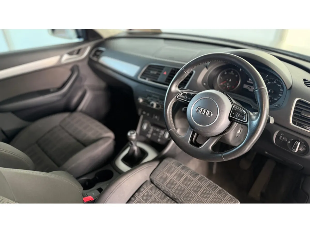 Audi Q3 2.0 TDI SPORT QUATTRO 150PS - Image 3