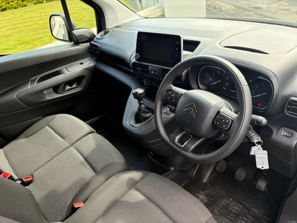 Citroen Berlingo Driver ** €215 VRT ** - Image 3