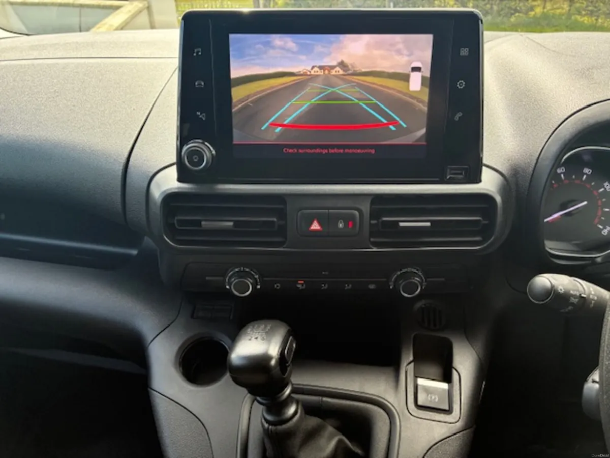 Citroen Berlingo Driver ** €215 VRT ** - Image 4