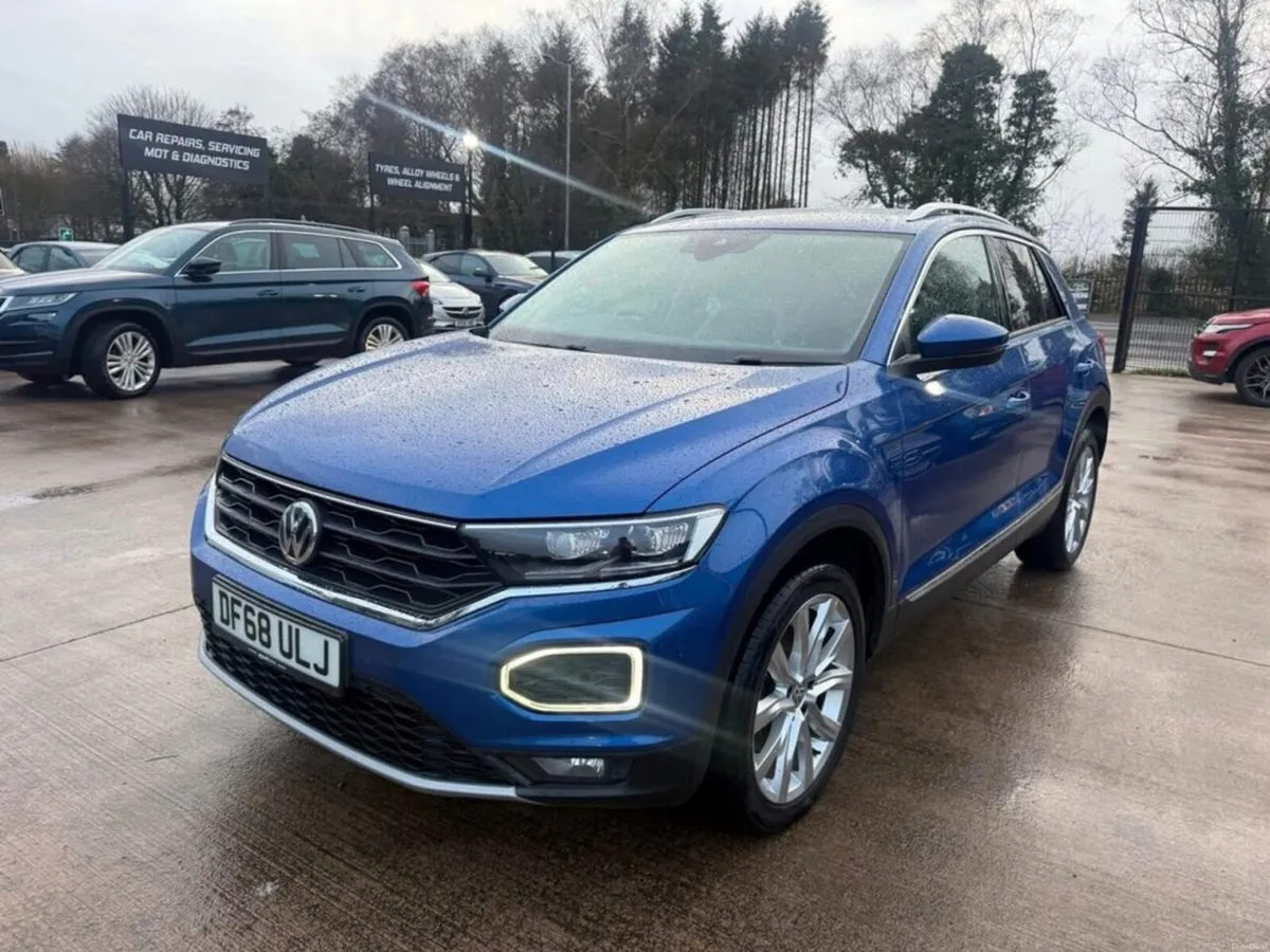 2019 Volkswagen T-Roc SEL - Image 2