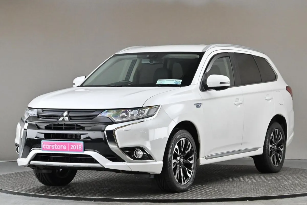 Mitsubishi Outlander 2.0 PHEV MIVEC 4WD 5SEATS **F - Image 3