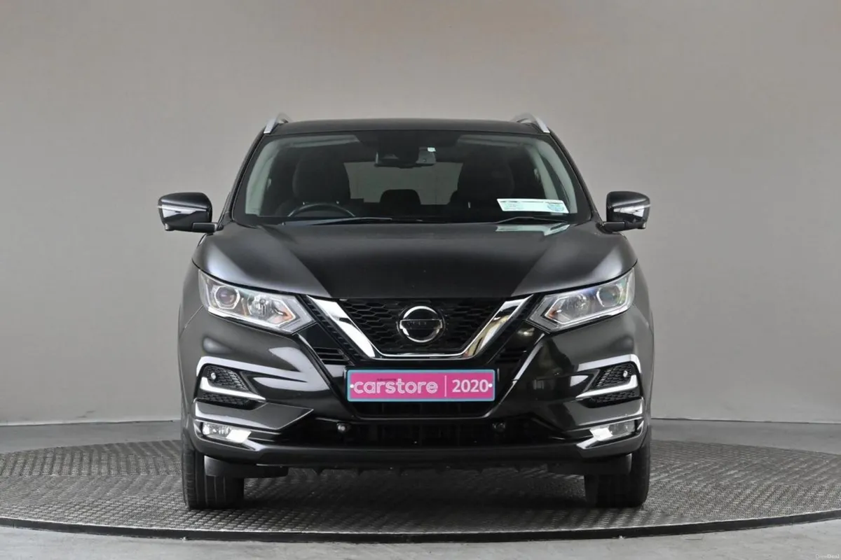 Nissan Qashqai 1.3 SV PREMIUM 6SPD **360 PAN CAM** - Image 2