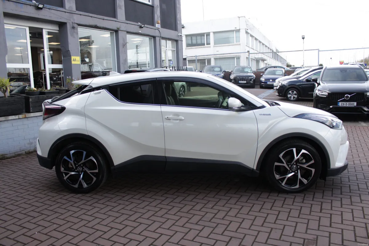 2018 C-HR SELF-CHARGING HYBRID 1.8 5DR AUTO - Image 3