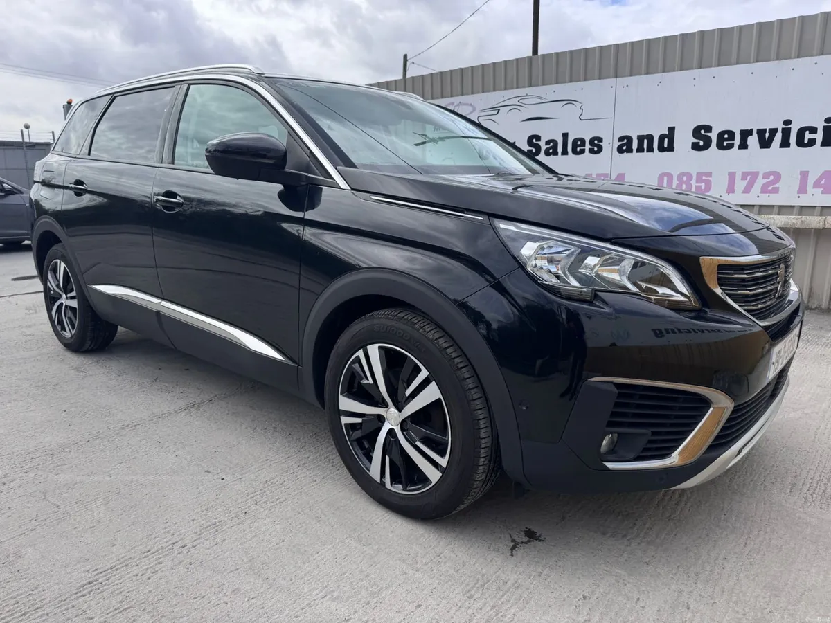 191 Peugeot 5008 1.2 PureTech 130bhp Allure - Image 1