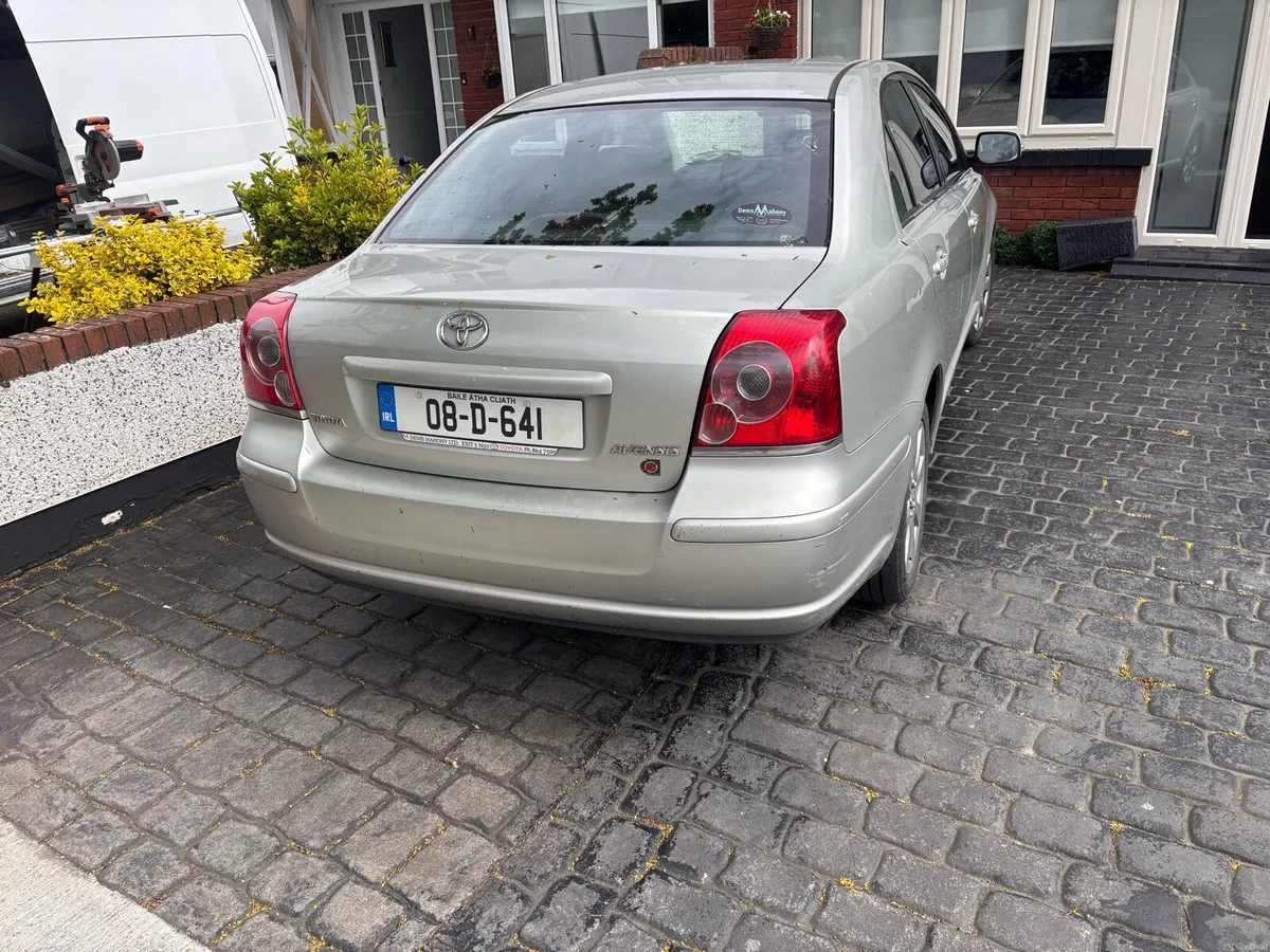 Toyota avensis - Image 4
