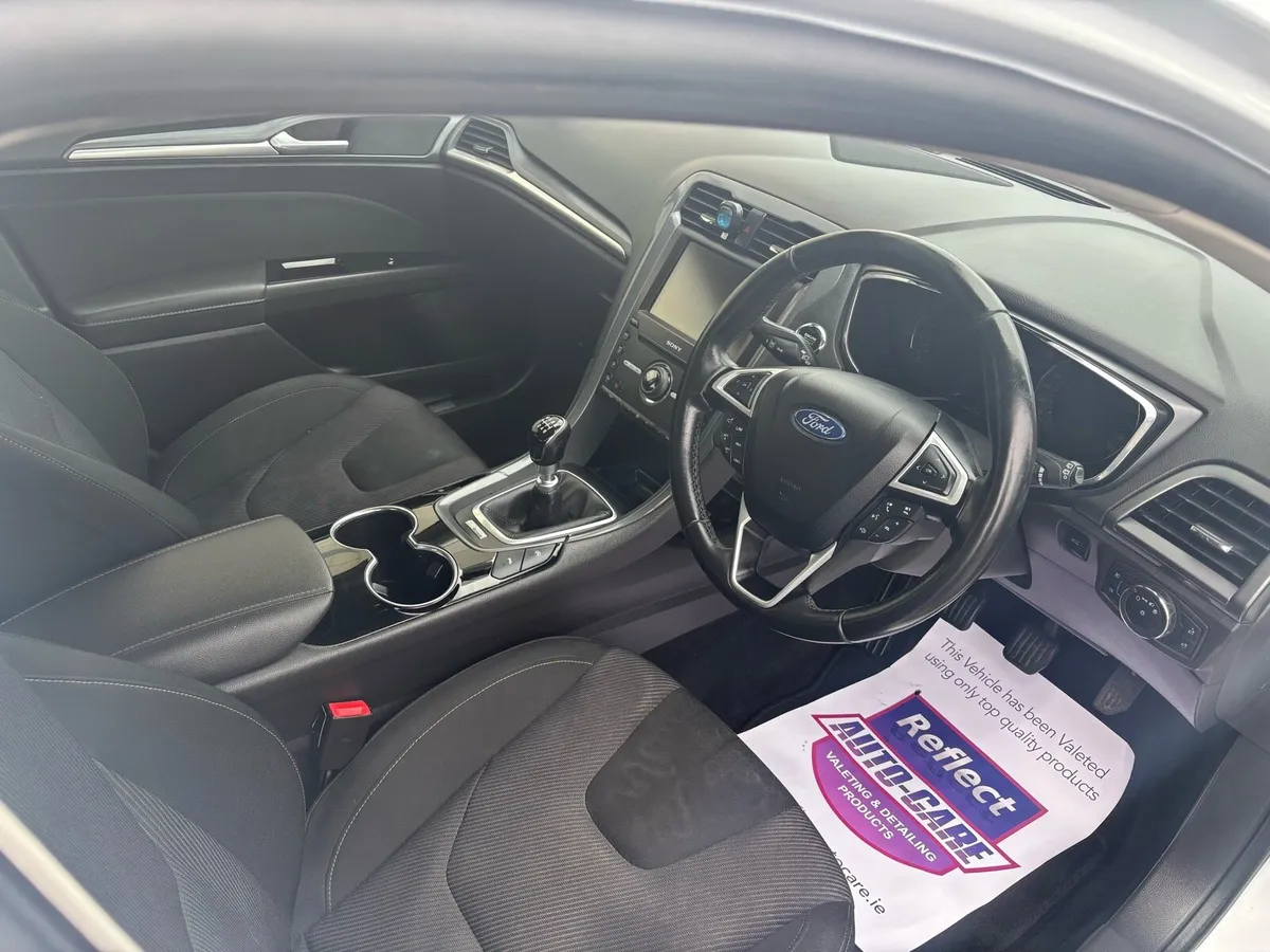 Ford Mondeo READ AD - Image 4