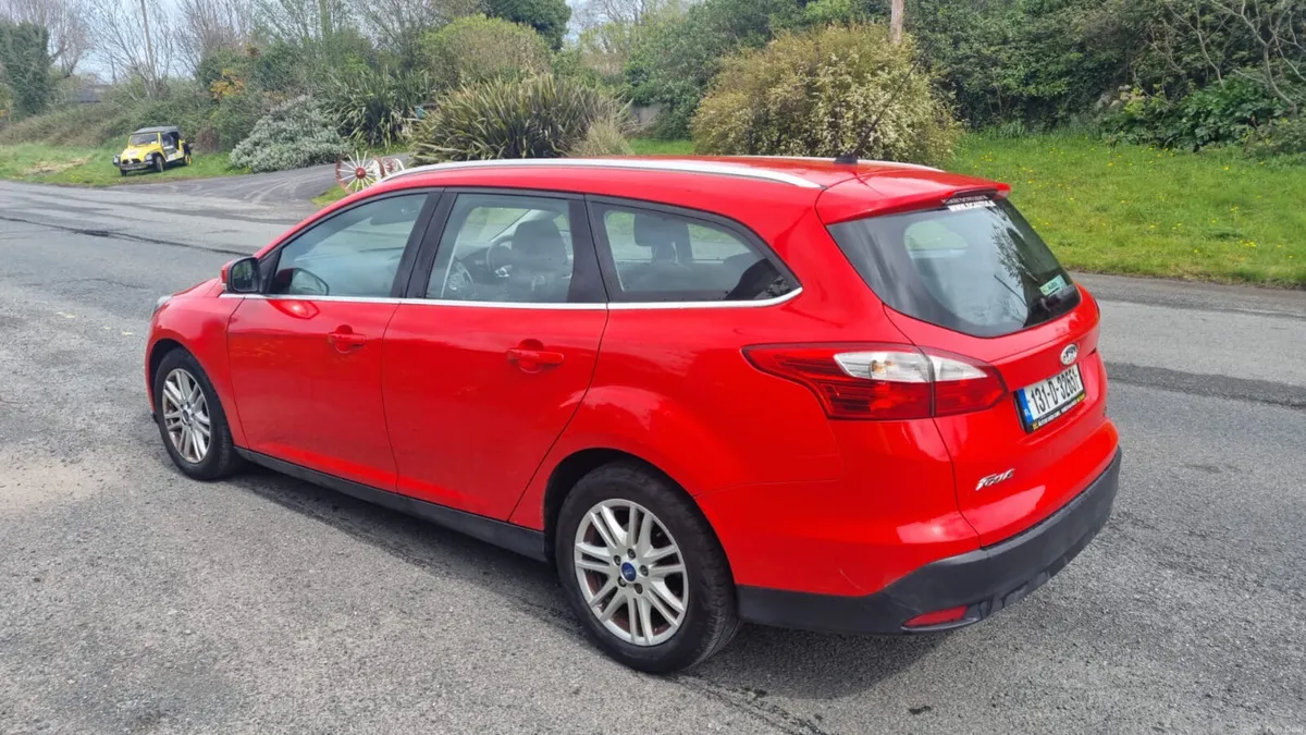 Ford Focus 2013 - Image 3
