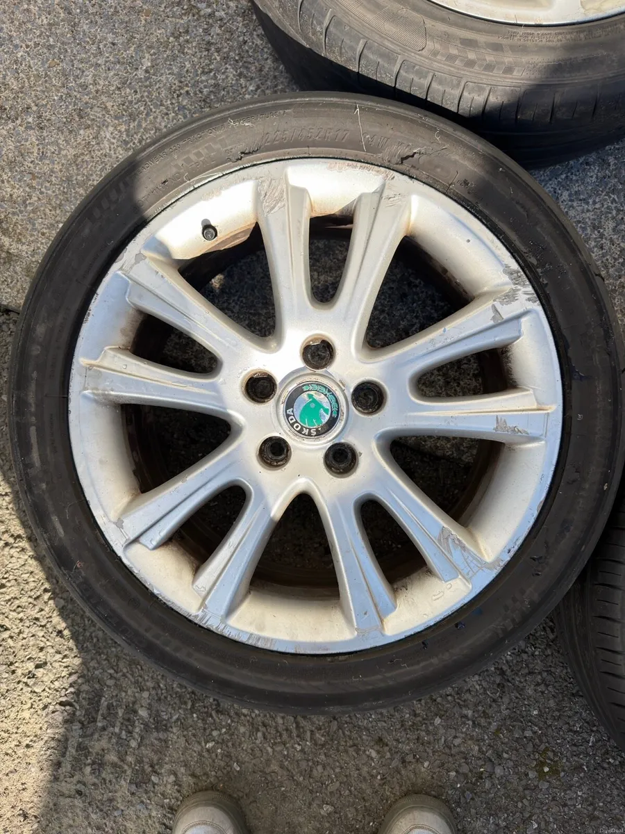 Skoda Octavia vRS Mk2 Zenith 17” Alloys - Image 3