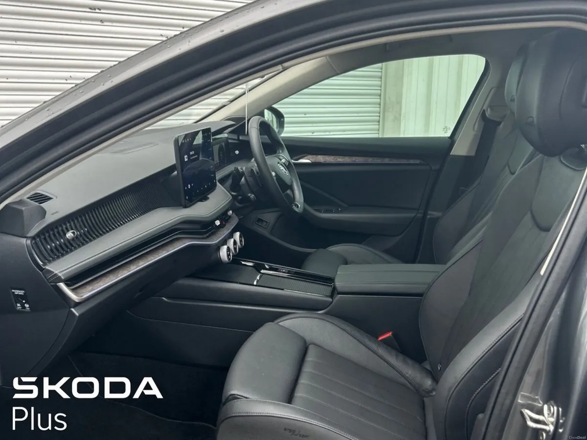 Skoda Superb ESTATE L&K 2.0 TDI 150 BHP AUTO ***PA - Image 4