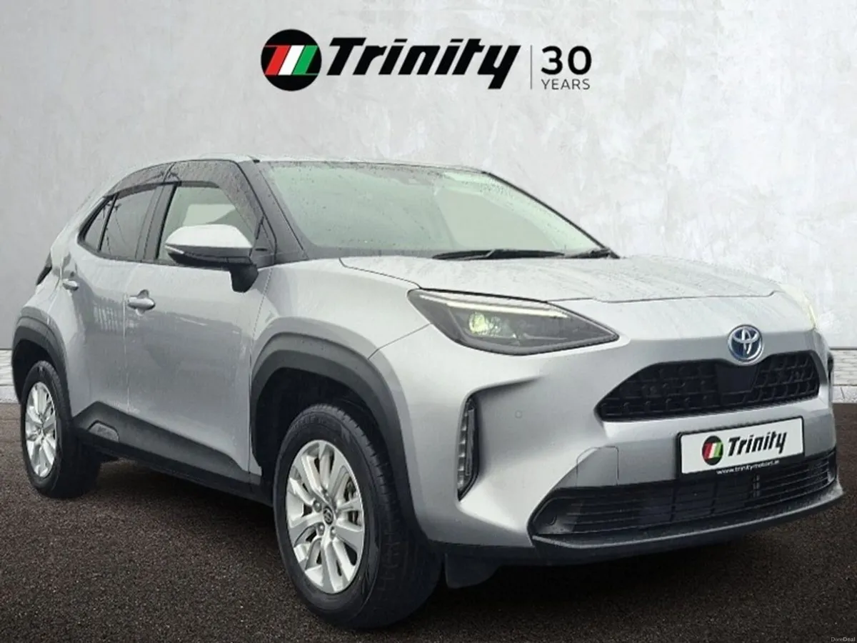 Toyota Yaris Cross ** 1.5 HYBRID ** AUTO ** HUGE S - Image 1