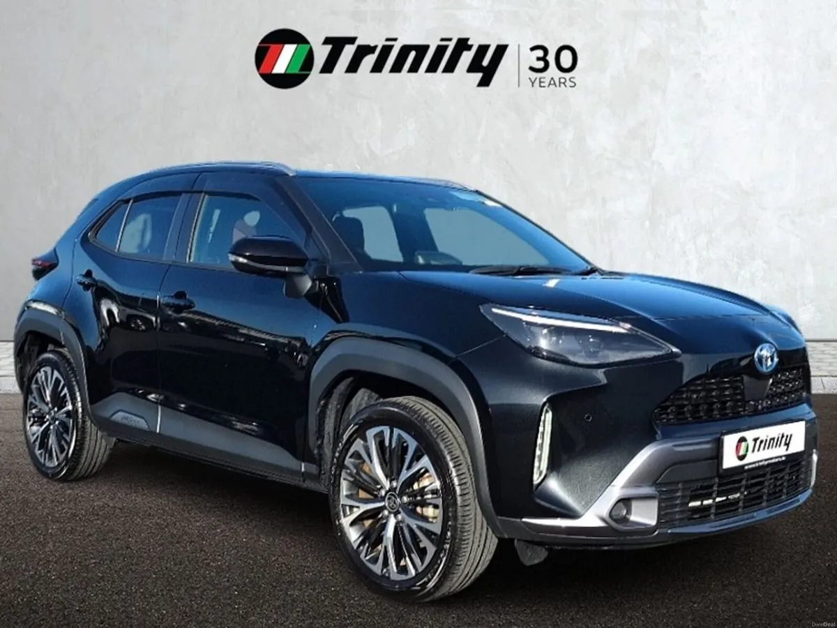 Toyota Yaris Cross ** 1.5 HYBRID ** AUTO ** HUGE S - Image 1