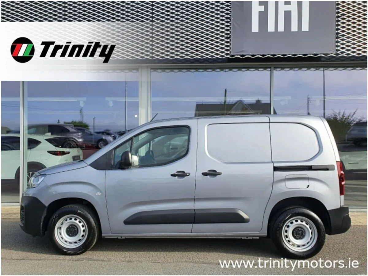 Fiat Doblo ** 4.9% FINANCE ** 5yr FIAT PRO WARRANT - Image 5