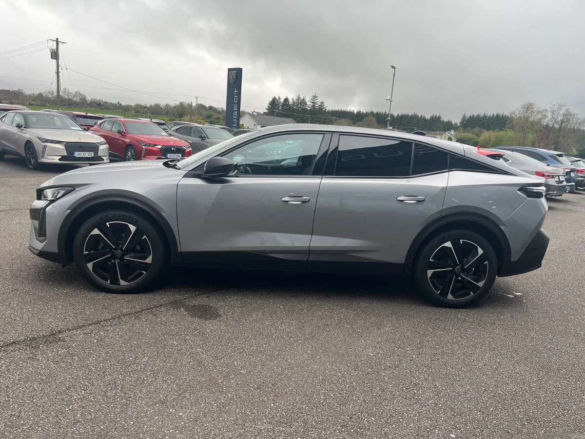 Peugeot 408 2025 - Image 3
