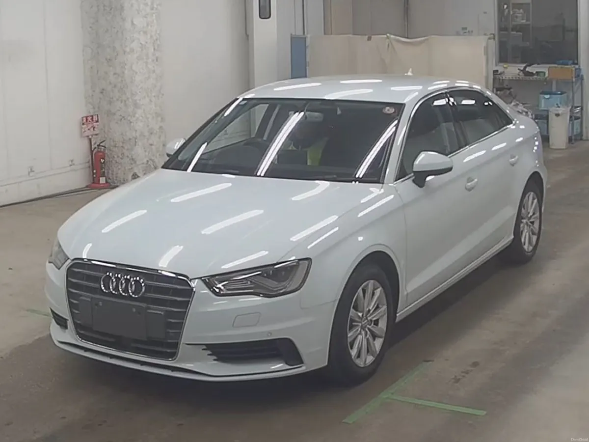 AUDI A3 1.4 SALOON TFSI AUTO 2016 - Image 4