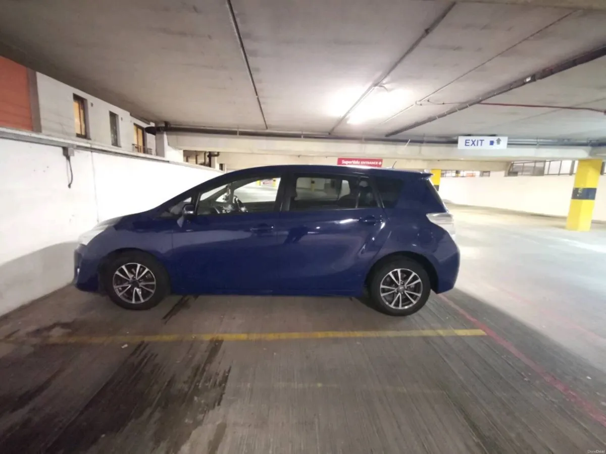 Toyota verso - Image 2