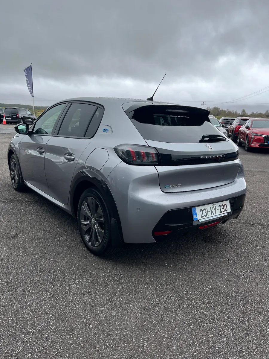 Peugeot 208 2023 - Image 4