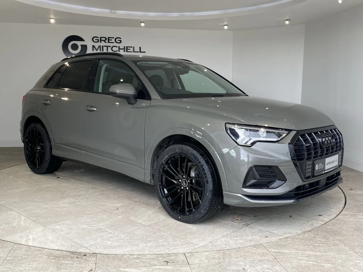 Audi Q3 2022 - Image 1