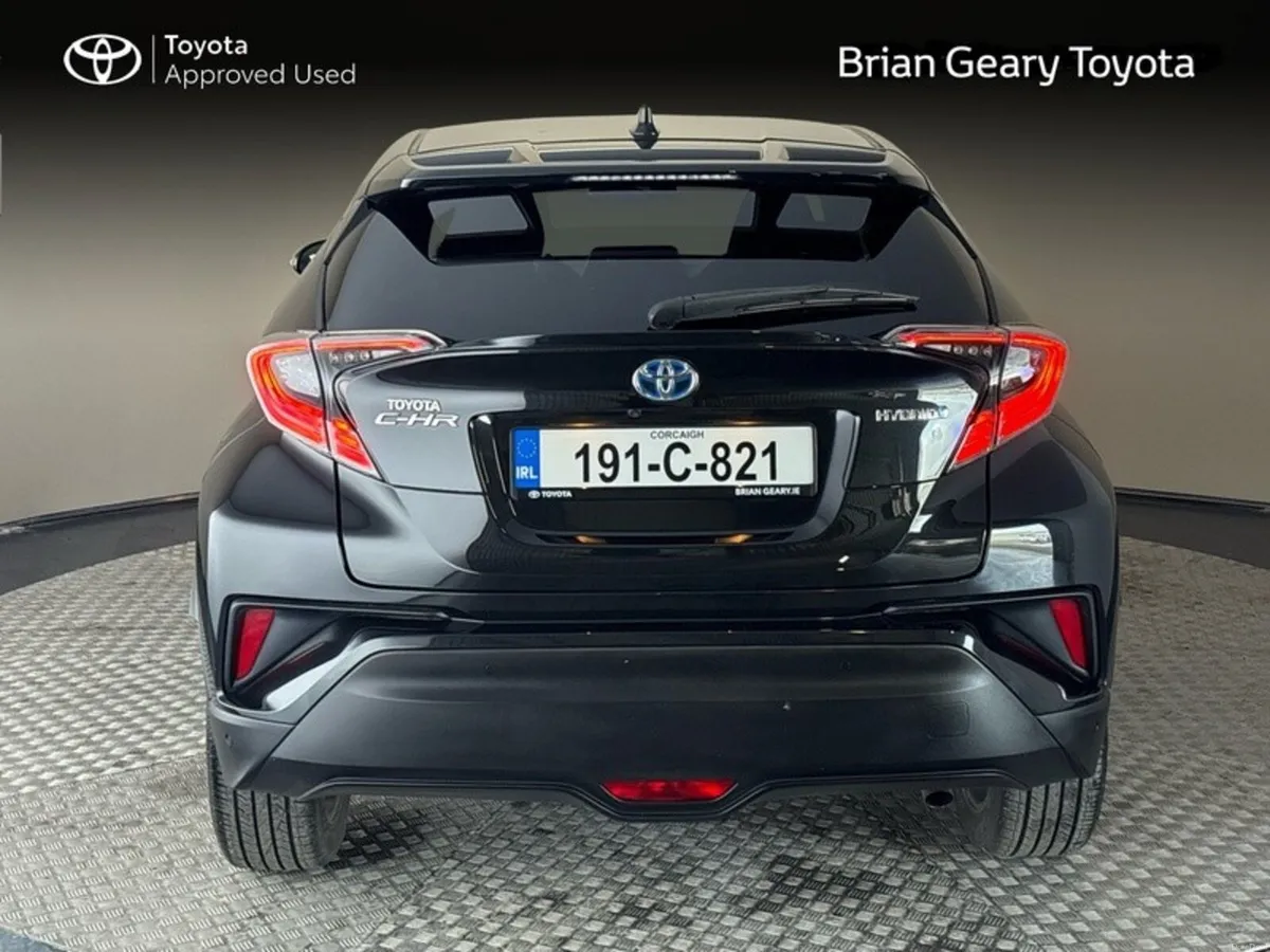 Toyota C-HR HYBRID SOL - Image 4