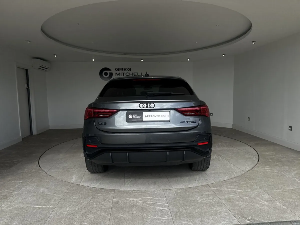 Audi Q3 2024 - Image 6