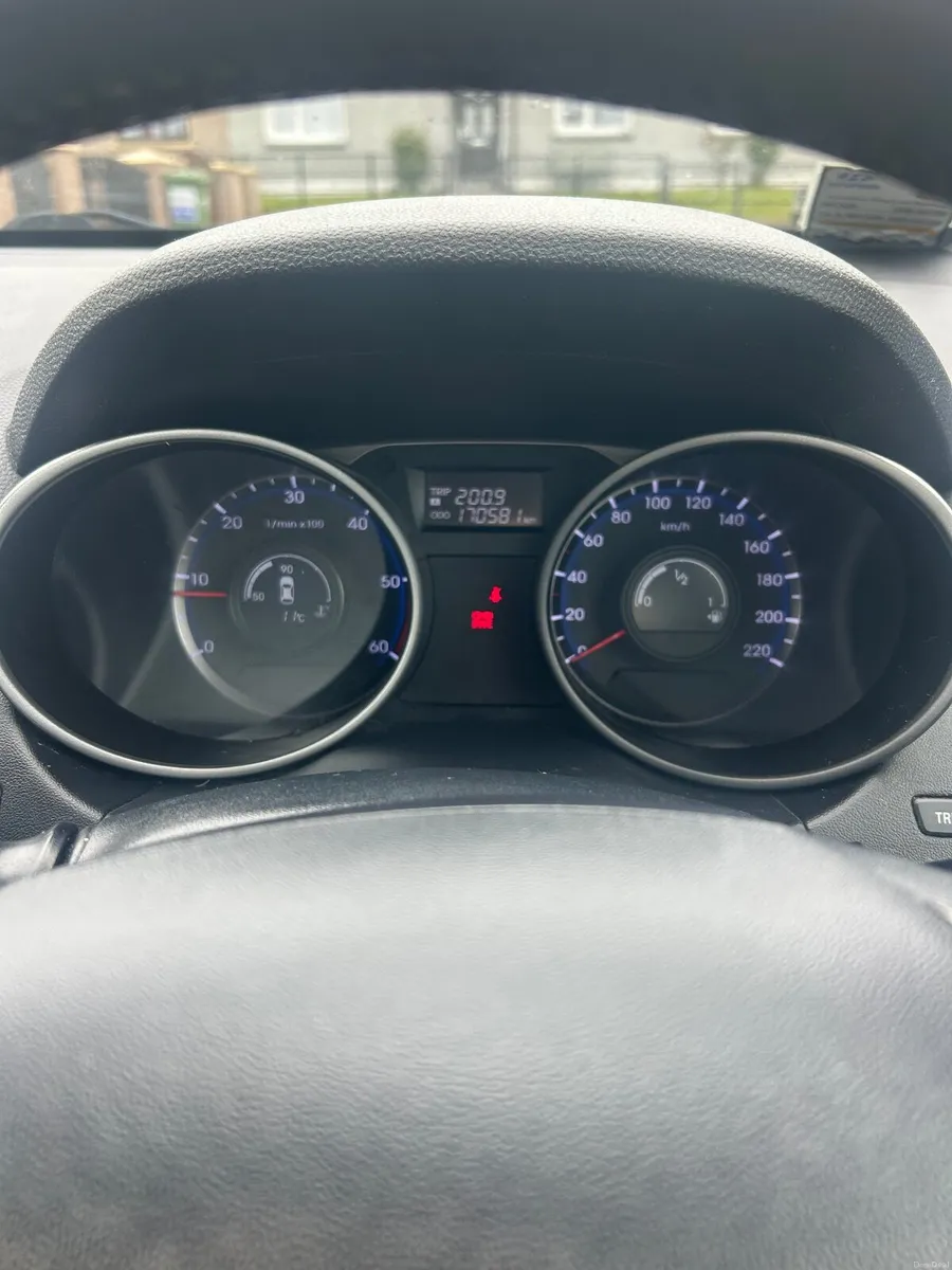 Hyundai ix35 2012 - Image 4