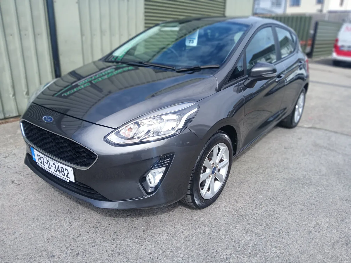 Ford Fiesta 2019 ultra low mileage - Image 4