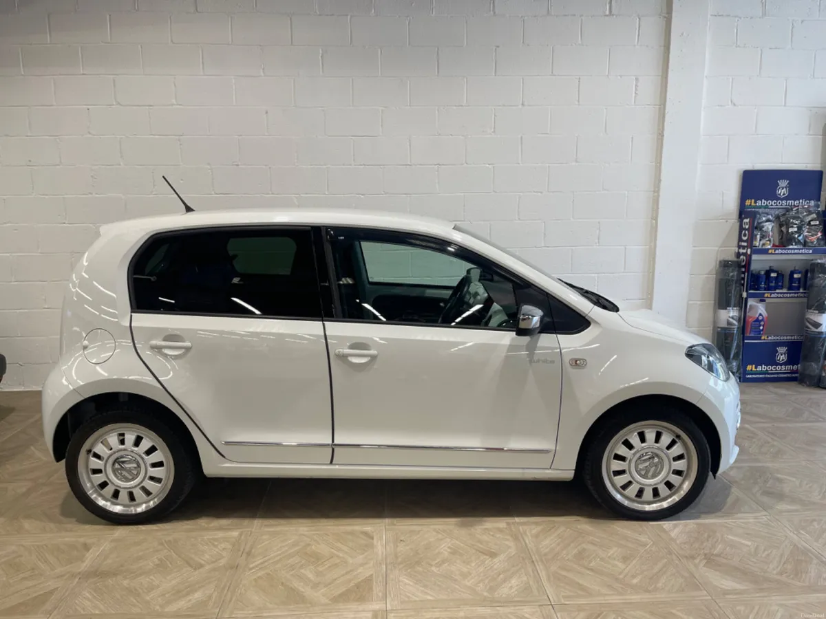 Volkswagen up! 2014 1.0L Petrol Automatic - Image 2