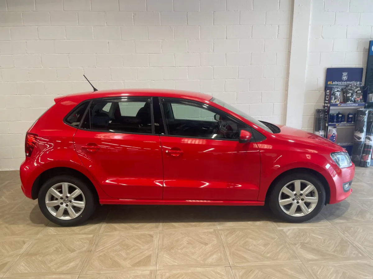 Volkswagen Polo 2012 1.2 AUTO - Image 2