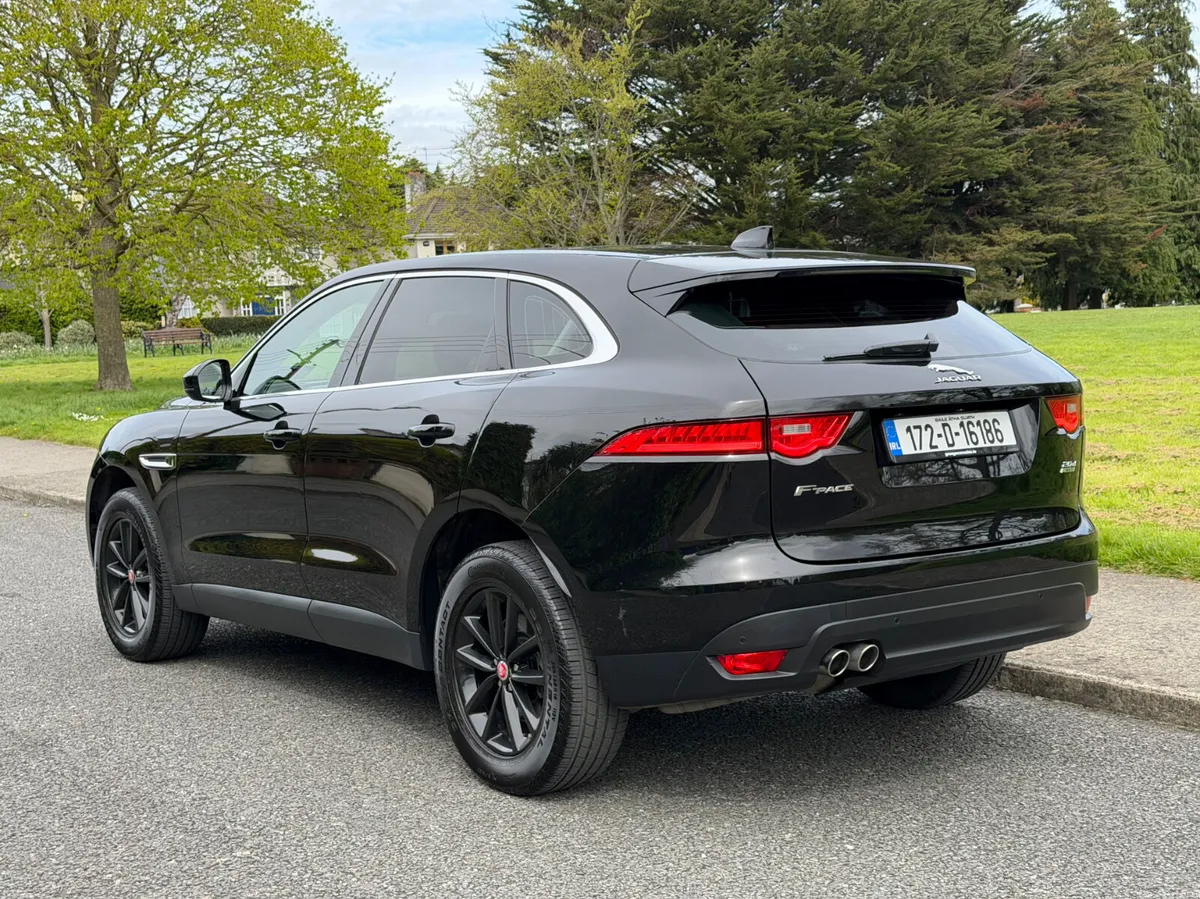 Jaguar F-Pace 2017 | One owner | 77,000 km | FSH. - Image 4