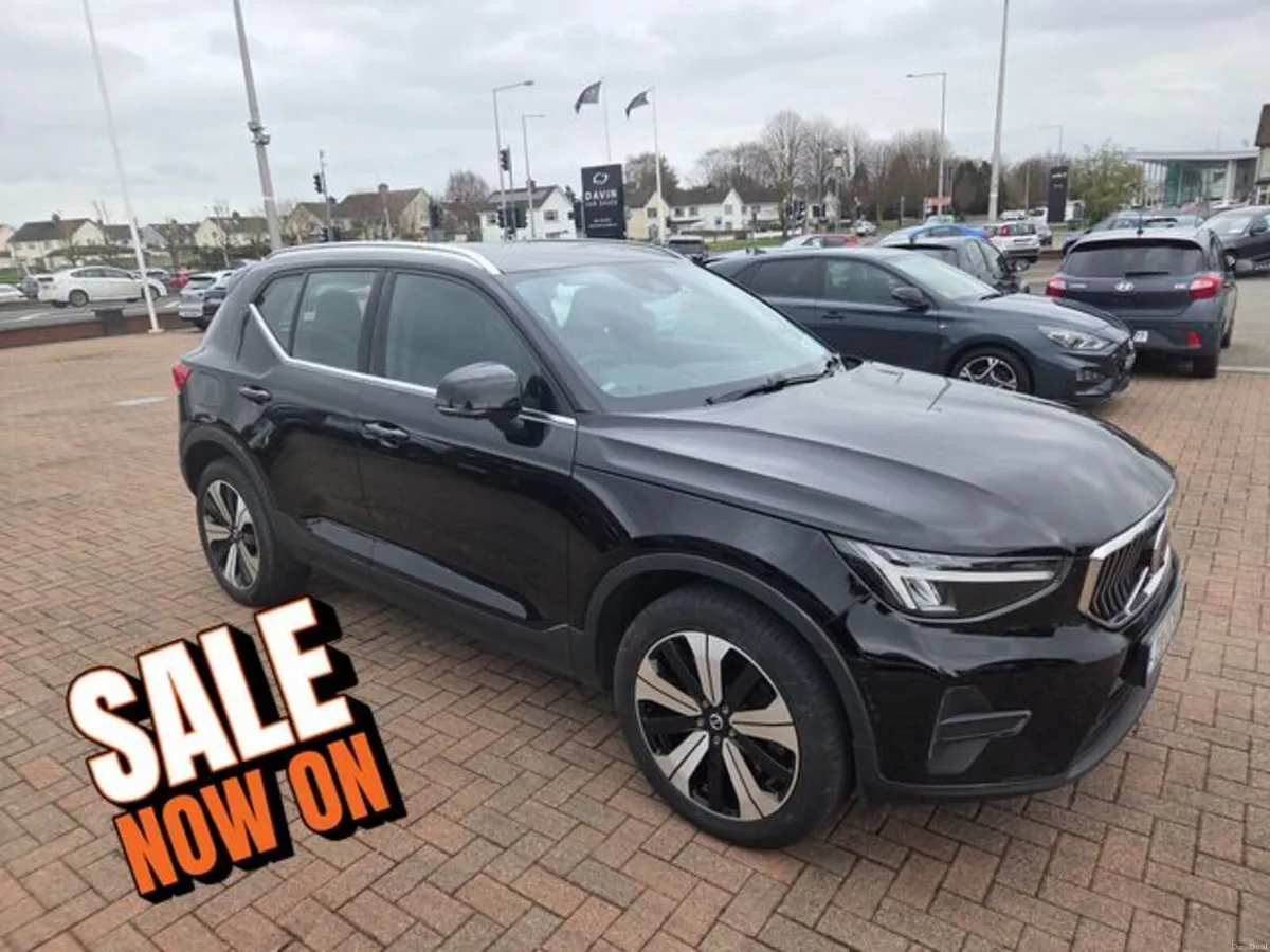 Volvo XC40 Phev T4 Plus Bright 5DR Auto - Image 1