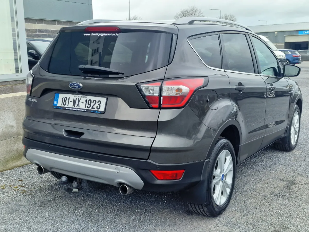 Ford Kuga Titanium 1.5 TDCI 120PS FWD 4D - Image 3