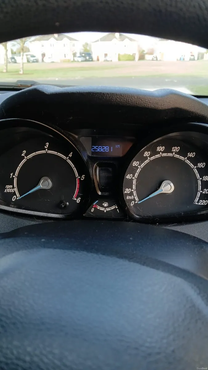 Ford Fiesta Van 2013 CVRT April 2027 - Image 3