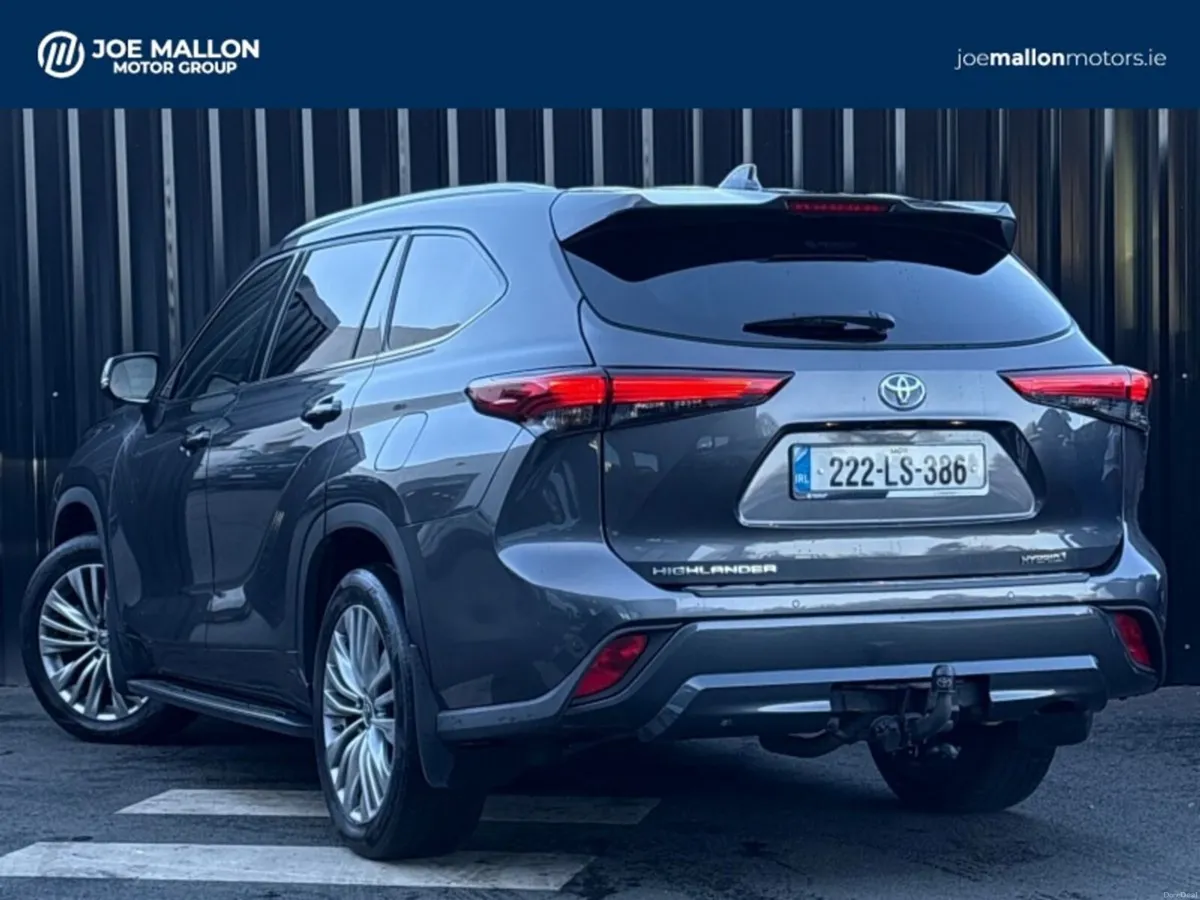 Toyota Highlander 2.5 Hybrid SOL AWD 7 Seater ** A - Image 3