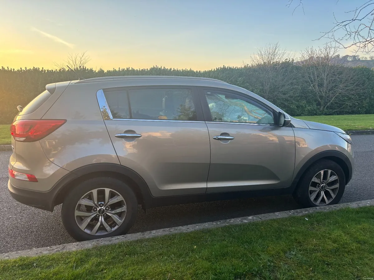 Kia Sportage 2015 - Image 2