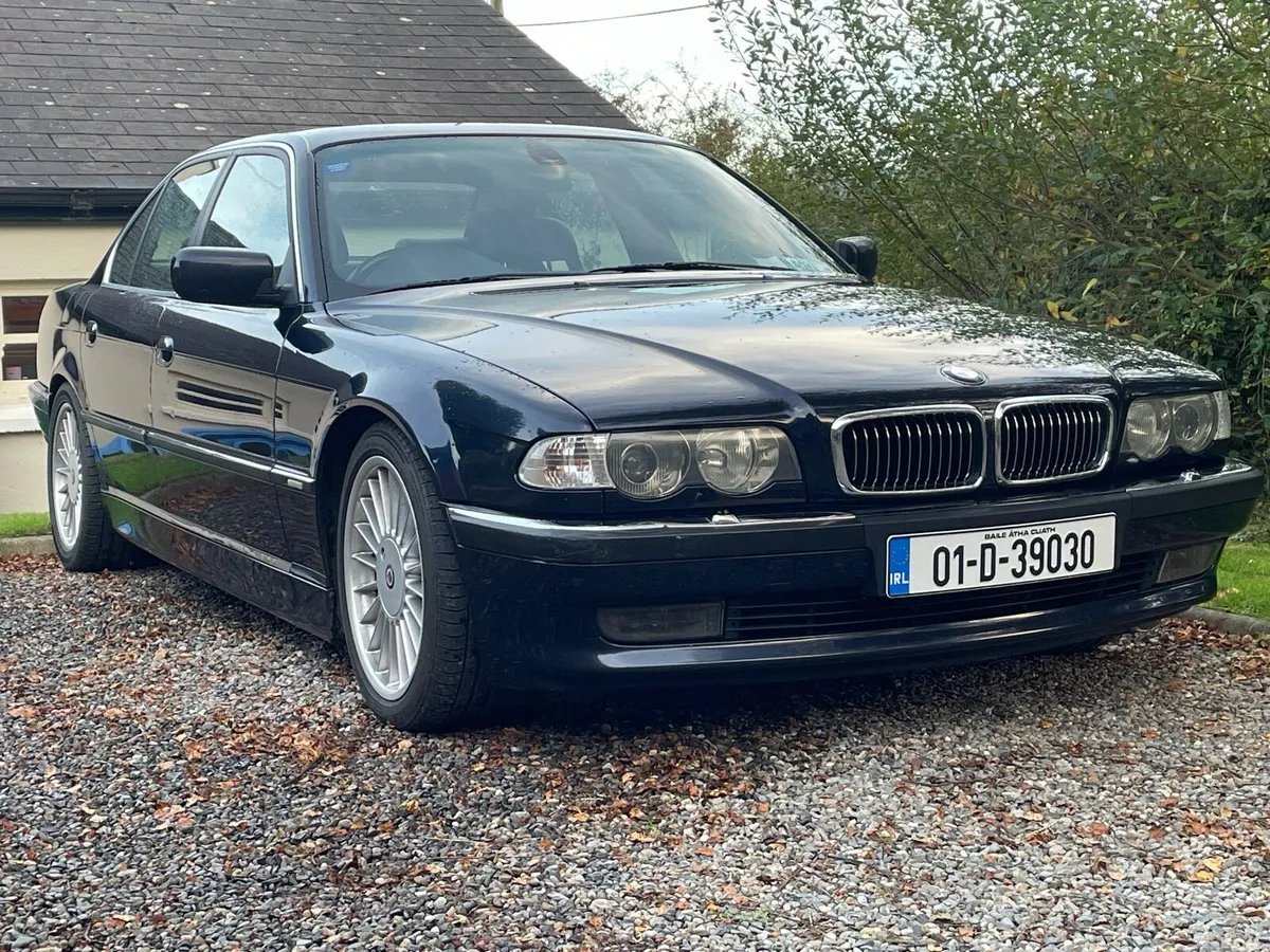 BMW e38 728i - Image 2