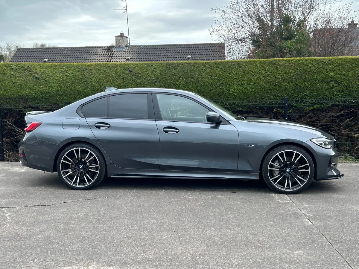 2020 Bmw 330e Sport Pro - Image 3