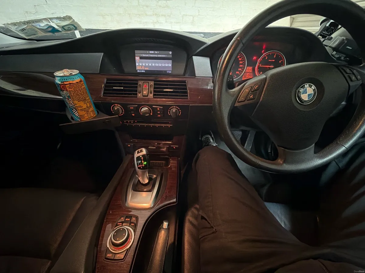 BMW 2009 E60 5 Series - Image 1