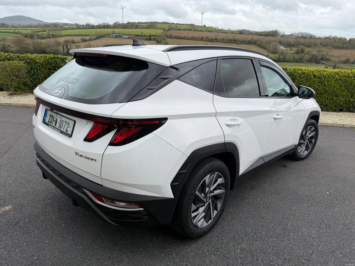 2023(231)Hyundai Tucson 1.6 Diesel Executive 58KMS - Image 4