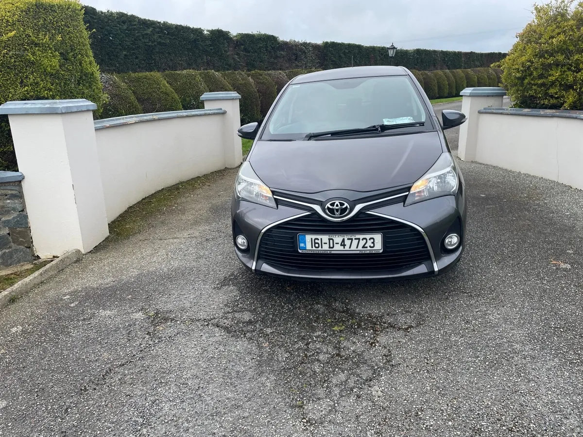161 Toyota Yaris 1.0 vvti - Image 3