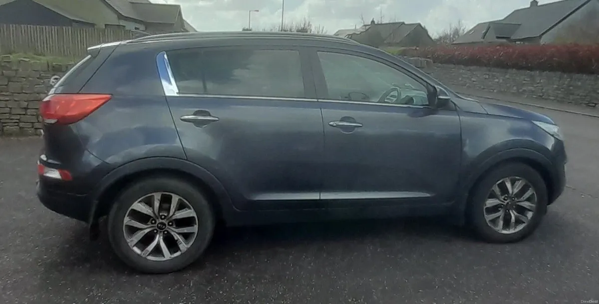Kia Sportage 2015 - Image 2