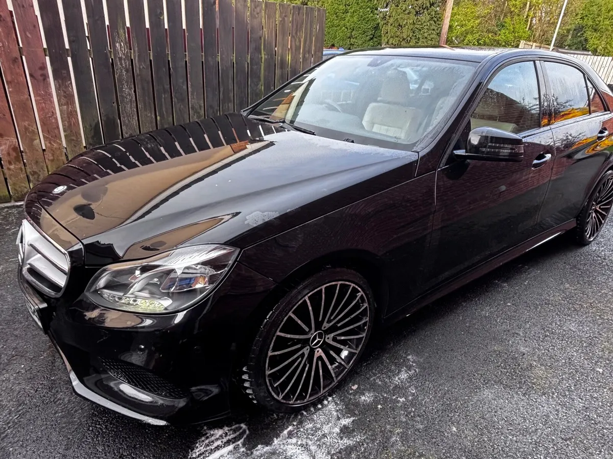 Mercedes-Benz E-Class 2013 - Image 4