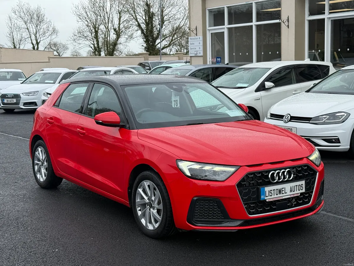 211 AUDI A1  ADVANCED 1.0 AUTOMATIC - Image 3