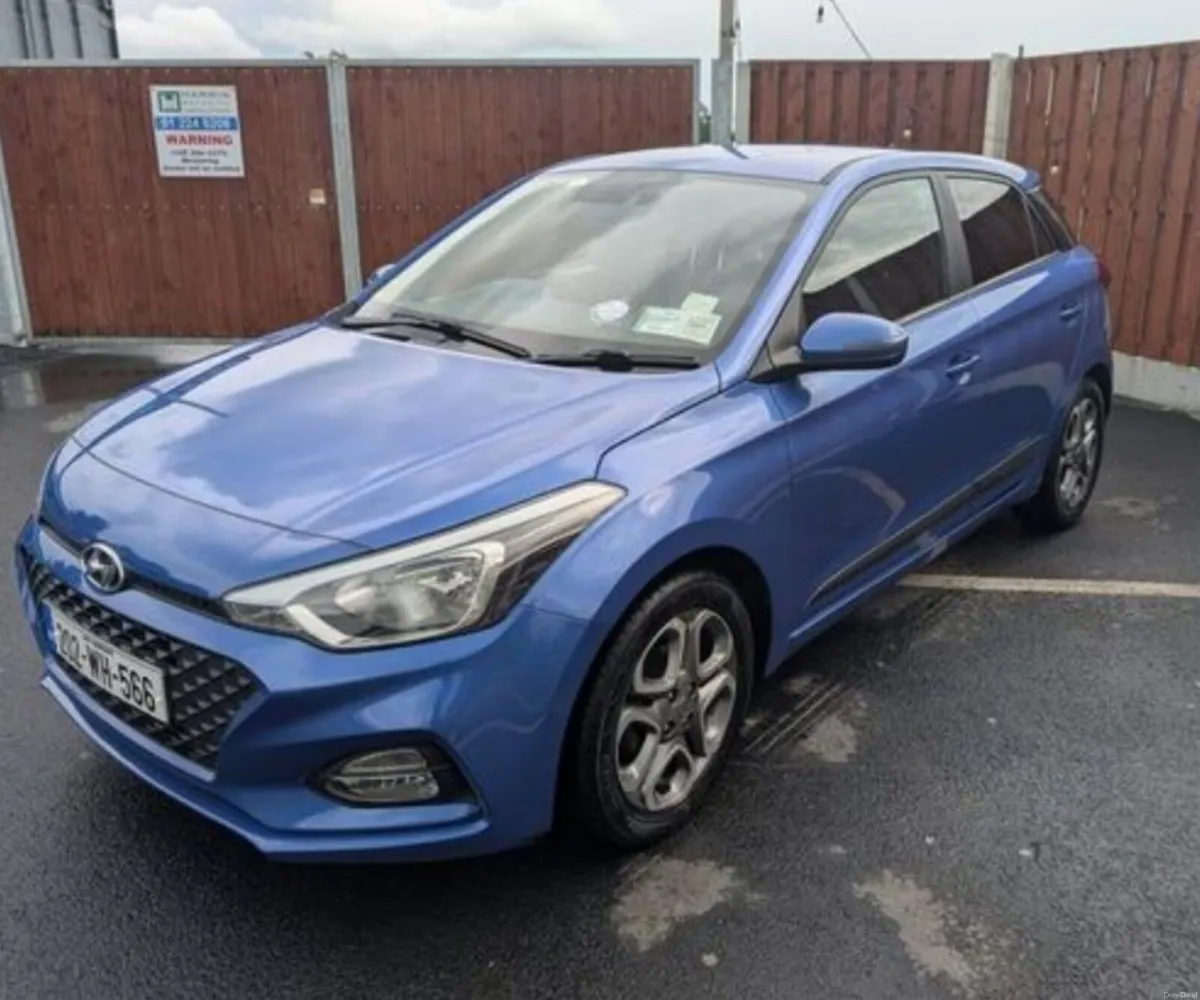 Hyundai i20 1.2 Deluxe - Image 2