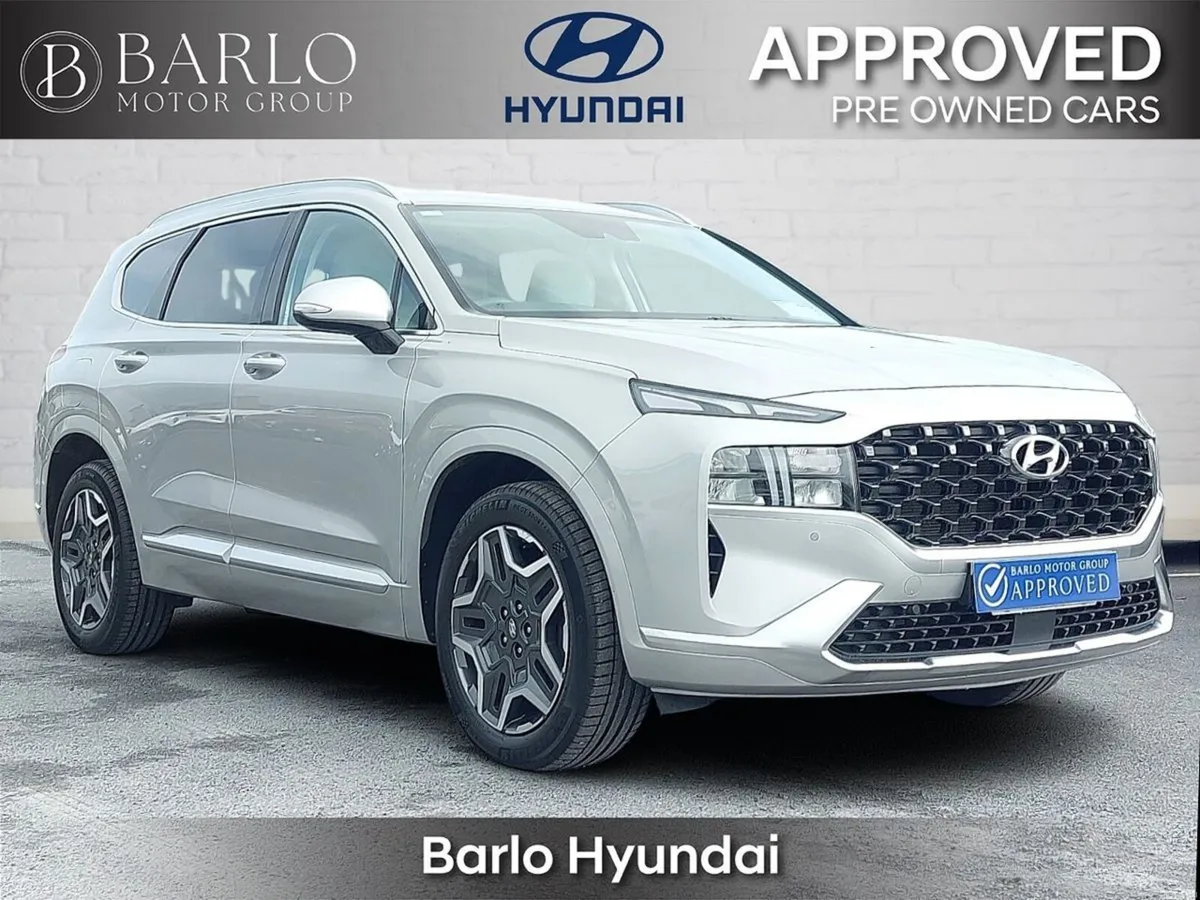 Hyundai Santa Fe 1.6 PHEV 4WD Executive Plus Auto - Image 3