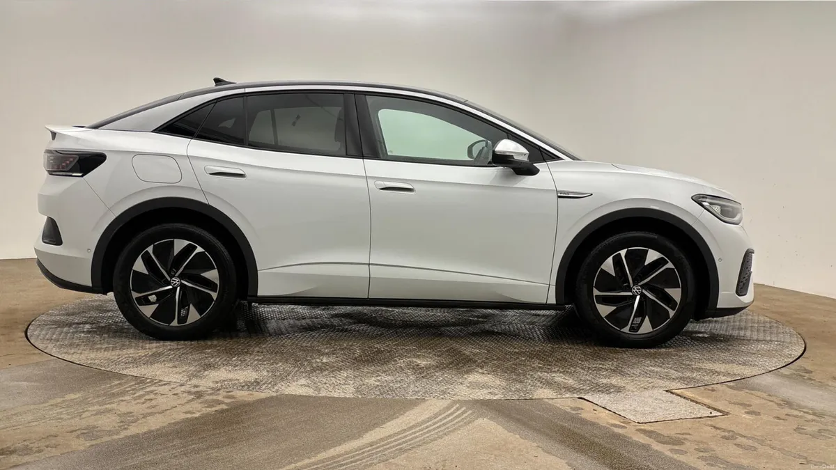 2023 Volkswagen ID.5..PRO 77KWH - Image 3