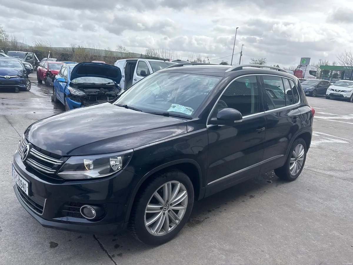 2015 Volkswagen tiguan - Image 1