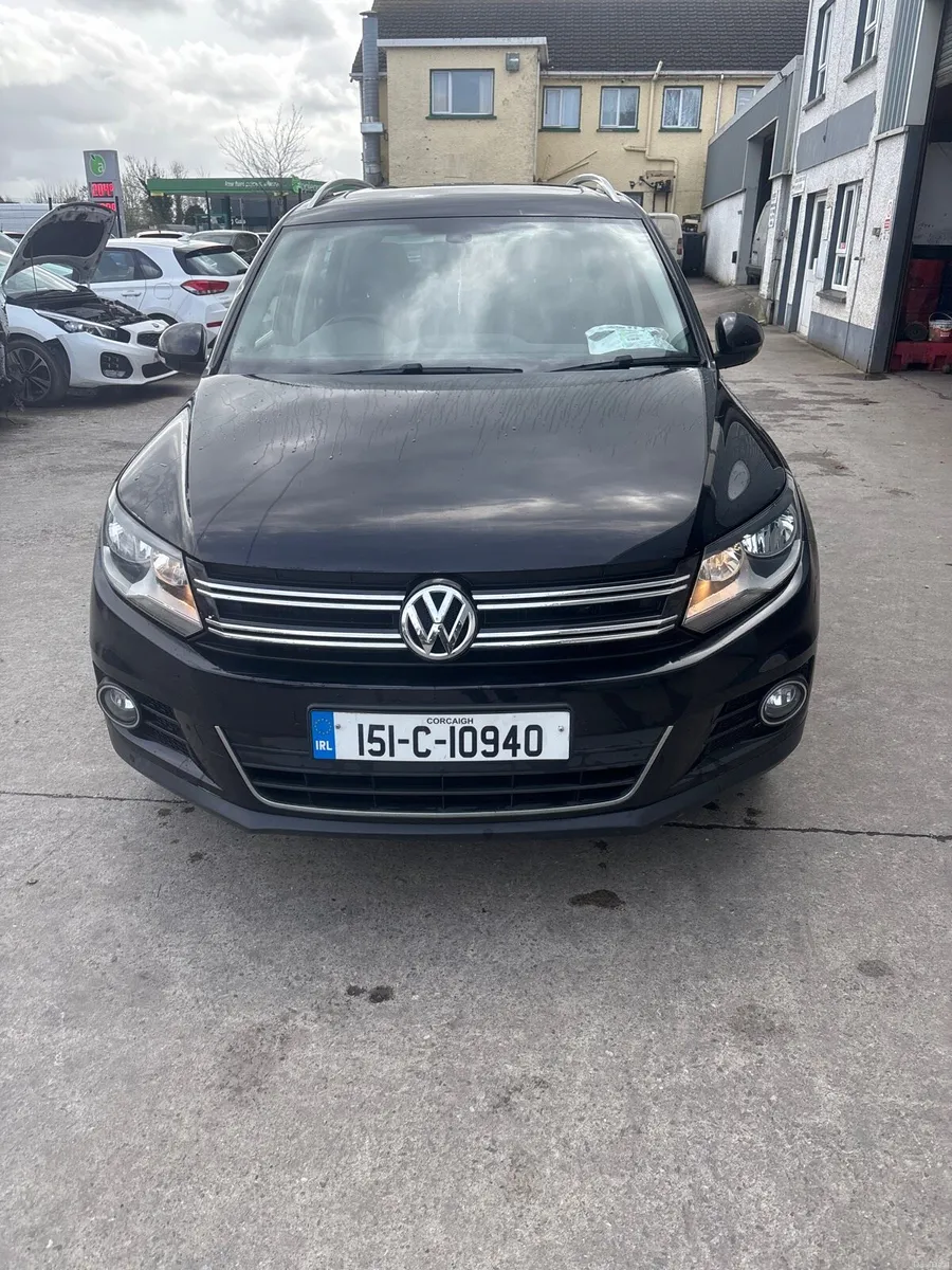 2015 Volkswagen tiguan - Image 2
