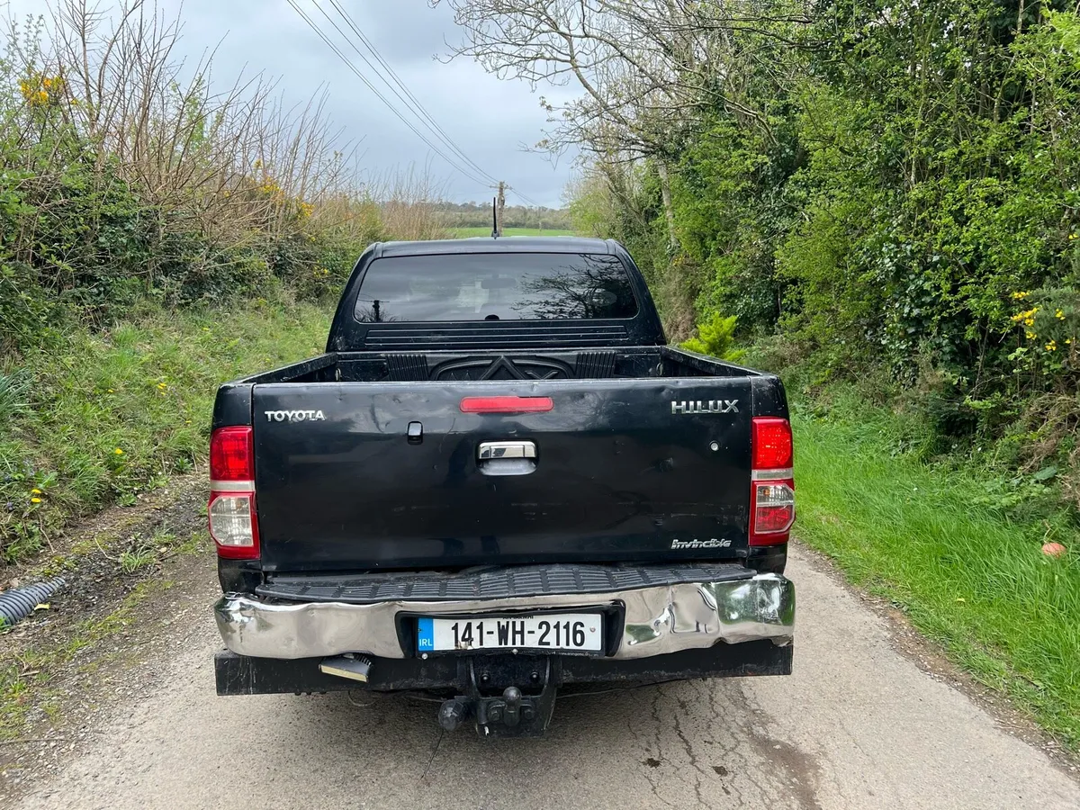 Toyota hilux - Image 4