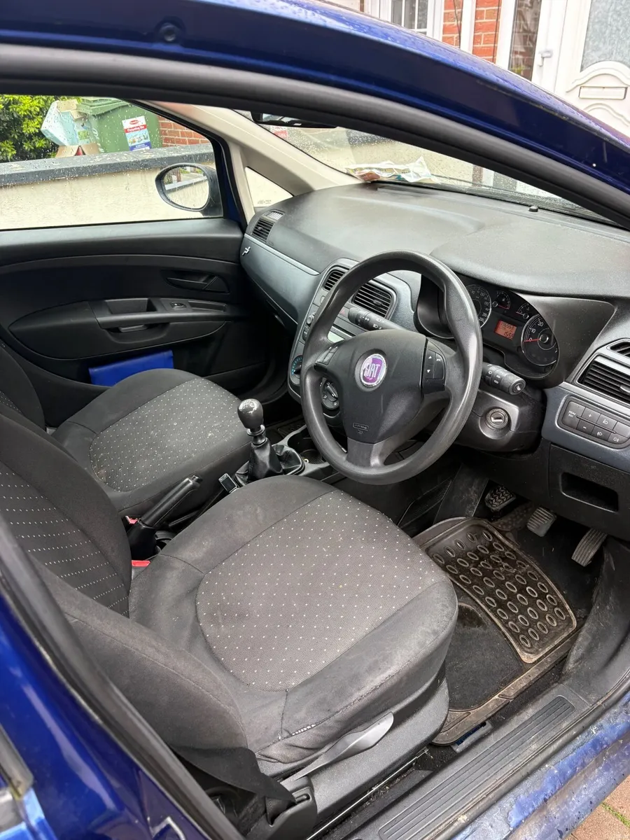 Fiat Punto 2009 - Image 4